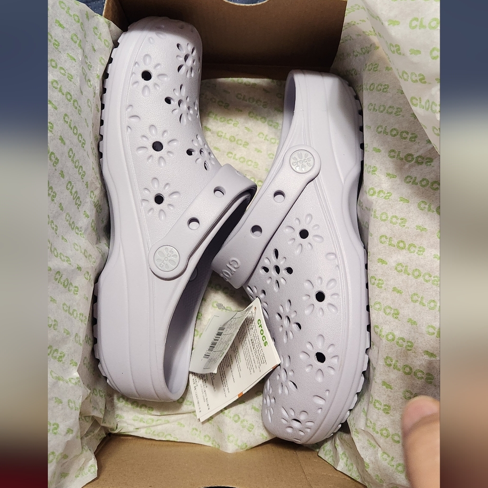 Crocs With Box